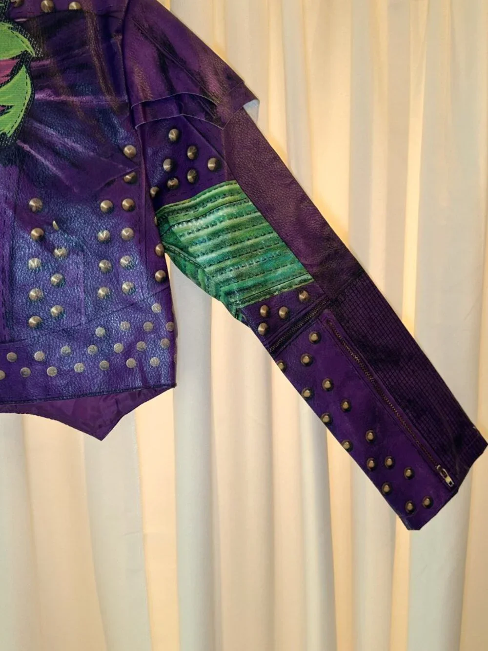 Disney Store Descendants Mal Full Zip Faux Leather Costume Jacket Size 7/8 - Picture 12 of 12